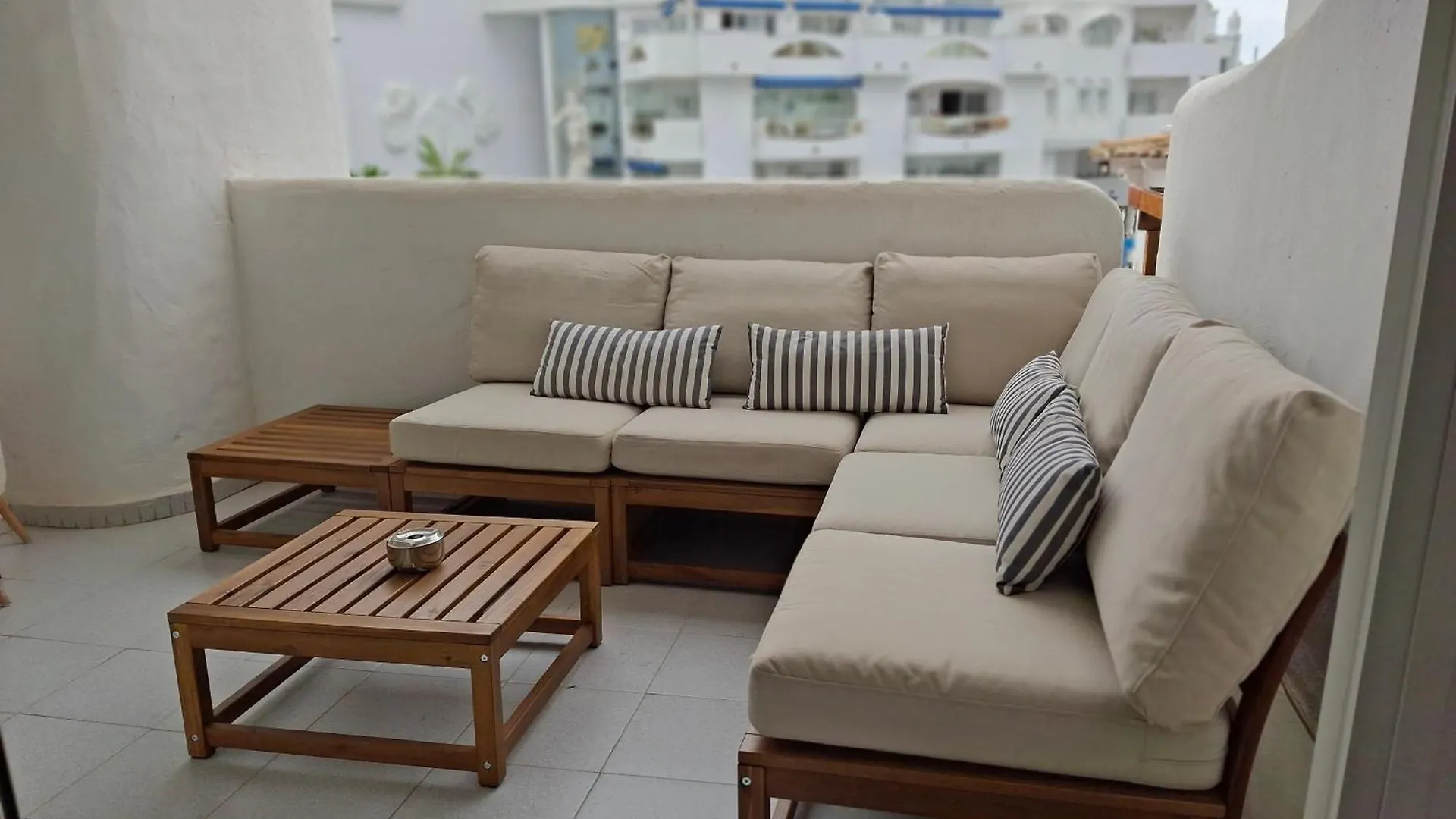 דירה בנאלמדנה Puerto Marina Palace